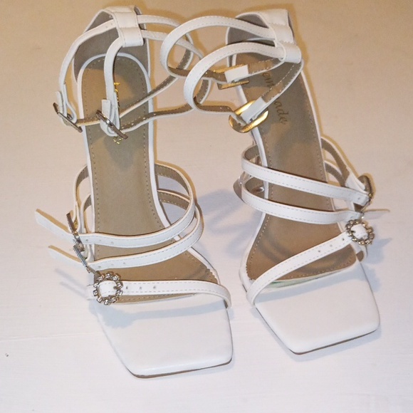 Lemonade Bling Buckle Heels - Picture 3 of 15